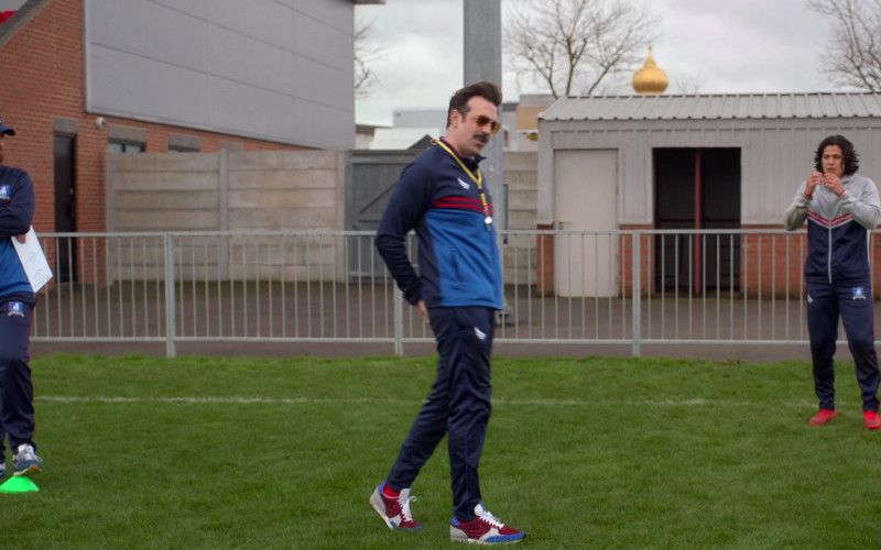 Nike Daybreak Men's Sneakers Worn by Jason Sudeikis as Coach Ted Lasso in Ted Lasso S02E01 TV Show 2021 (3)
