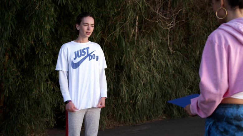 Nike Women’s ‘Just Do It’ Print T-Shirt of Brigette Lundy-Paine as Casey Gardner in Atypical S04E05 TV Show 2021 (1)