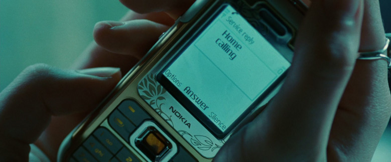 Nokia Mobile Phone of Kristen Stewart as Bella Swan in Twilight (2008)