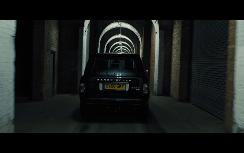 Range Rover Vogue SE Car in Skyfall (2012)