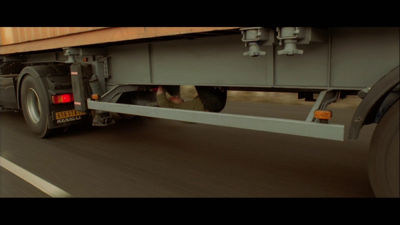 Renault Magnum Truck in The Transporter Movie (3)