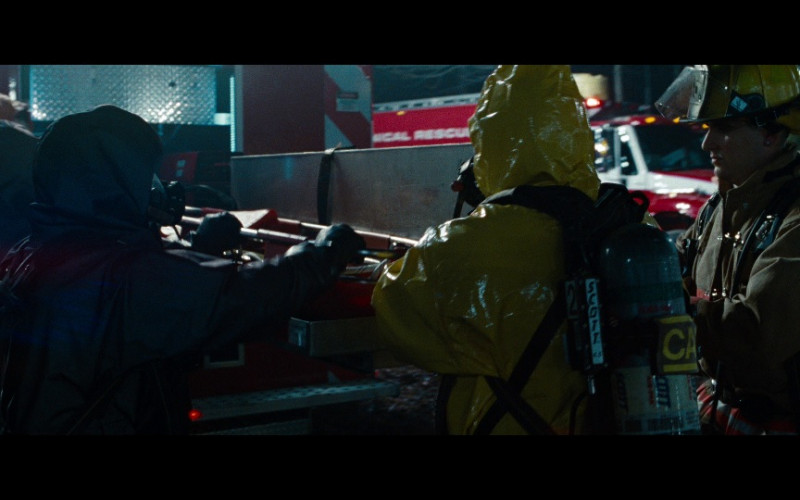 Scott Respiratory Equipment in The Bourne Legacy (2012)