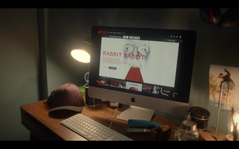 Seven MX Cap, Apple iMac PC and Netflix Streaming Service Website in American Horror Stories S01E03 Drive In (2021)