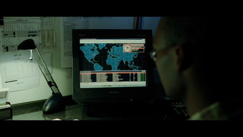 Sony Trinitron monitors in The Bourne Supremacy (1)