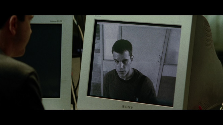 Sony Trinitron monitors in The Bourne Supremacy (2)