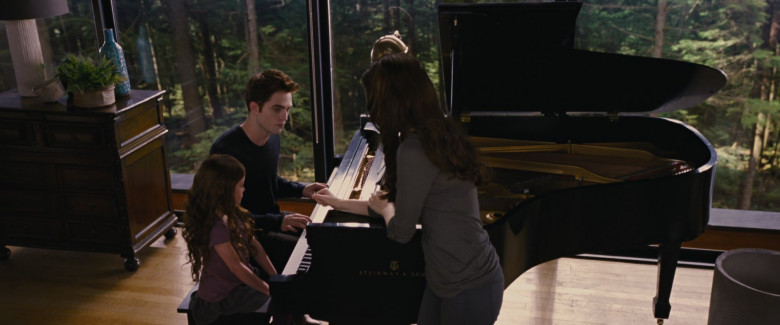 Steinway & Sons Piano of Robert Pattinson as Edward Cullen and Kristen Stewart as Bella Swan in The Twilight Saga Breaking Dawn – Part 2 (2)