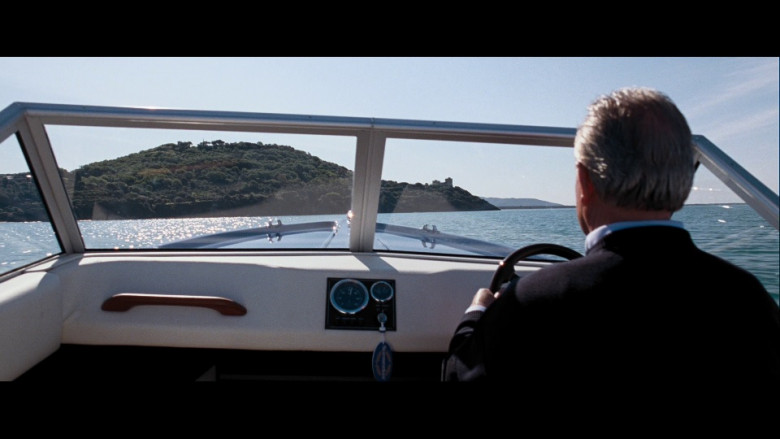 Sunseeker Sovereign 17 Leisure Craft in Quantum of Solace (2008)