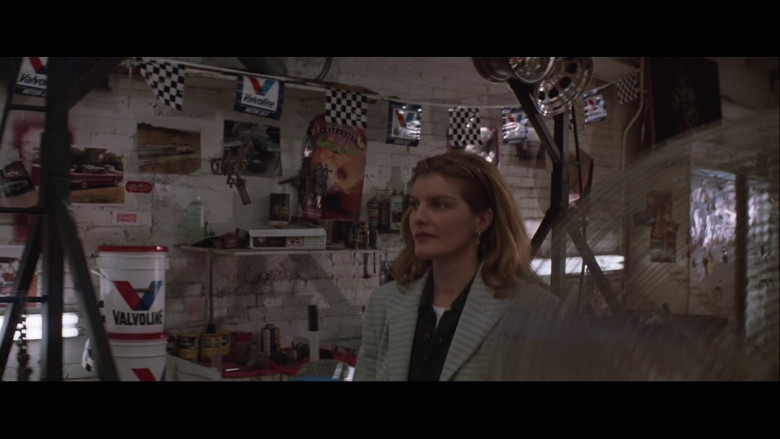 Valvoline in Lethal Weapon 3 (1992)
