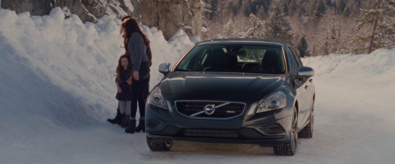 Volvo S60 Car Driven by Robert Pattinson as Edward Cullen in The Twilight Saga Breaking Dawn – Part 2 (4)