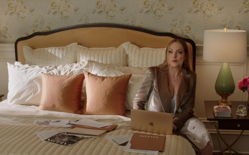 Apple MacBook Laptop Used by Elizabeth Gillies as Fallon Carrington in Dynasty TV Show – Season 4 Episode 14