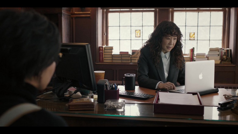 Apple MacBook Laptop Used by Sandra Oh as Ji-Yoon Kim in The Chair S01E03 The Town Hall (2021)