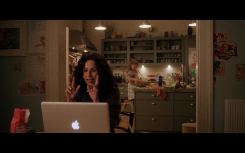 Apple MacBook Pro Laptop of Minnie Driver as Stephanie Curran in Modern Love S02E01 On a Serpentine Road, With the Top Down (2021)