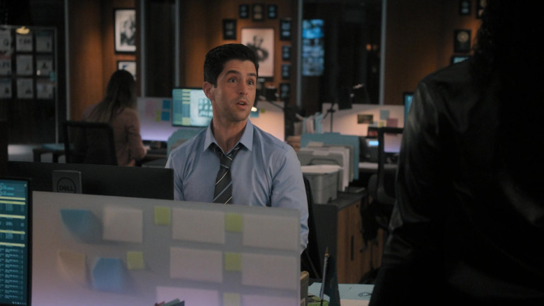 Dell Computer Monitor Used by Josh Peck as Scott Turner Jr. in Turner and Hooch S01E04 In the Line of Fur (2021)