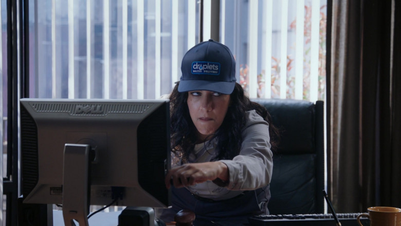 Dell Computer Monitor Used by Stephanie Beatriz as Rosa Diaz in Brooklyn Nine-Nine S08E01 TV Show 2021 (4)
