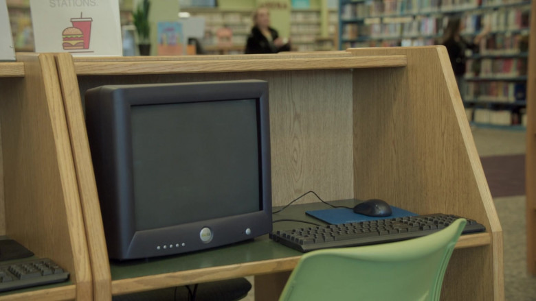 Dell Computer Monitor in Awkwafina Is Nora from Queens S02E02 Stop! Nora Time (1)