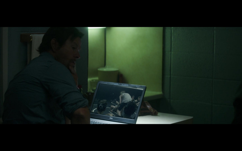 Dell Laptop of Mark Wahlberg in Joe Bell (2020)