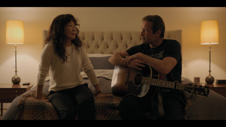 Gibson Guitar of David Duchovny in The Chair S01E05 TV Show (2)