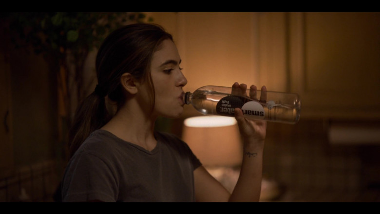 Glaceau Smartwater Alkaline Vapor Distilled Electrolyte Water in The L Word Generation Q S02E02 Lean on Me (2)