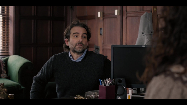 HP Monitor in The Chair S01E01 Brilliant Mistake (2021)