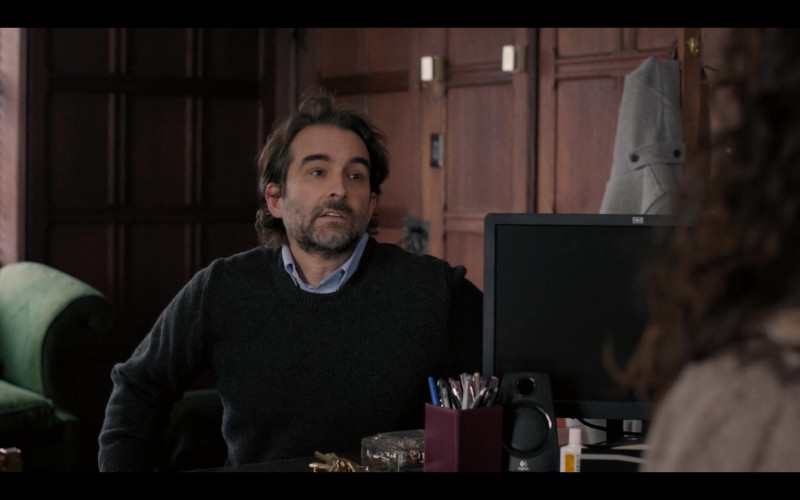 HP Monitor in The Chair S01E01 Brilliant Mistake (2021)