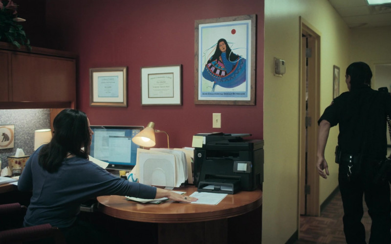 HP Printer in Reservation Dogs S01E02 NDN Clinic (2021)