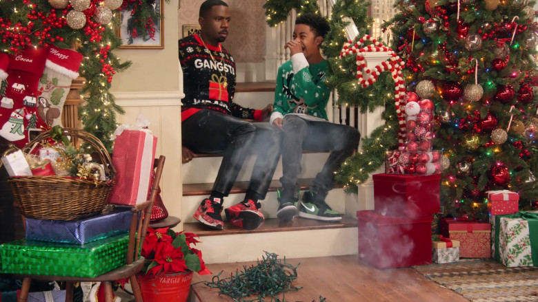 Nike Air Jordan 1 ‘Zen Green' Sneakers of Isaiah Russell-Bailey as Shaka McKellan in Family Reunion S04E03 (2)
