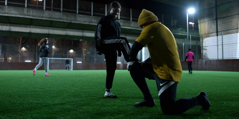 Nike Men's Shorts in Ted Lasso S02E05 Rainbow (2021)