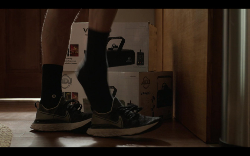 Nike Men's Sneakers of Stephen Amell as Jack Spade in Heels S01E01 Kayfabe (2021)