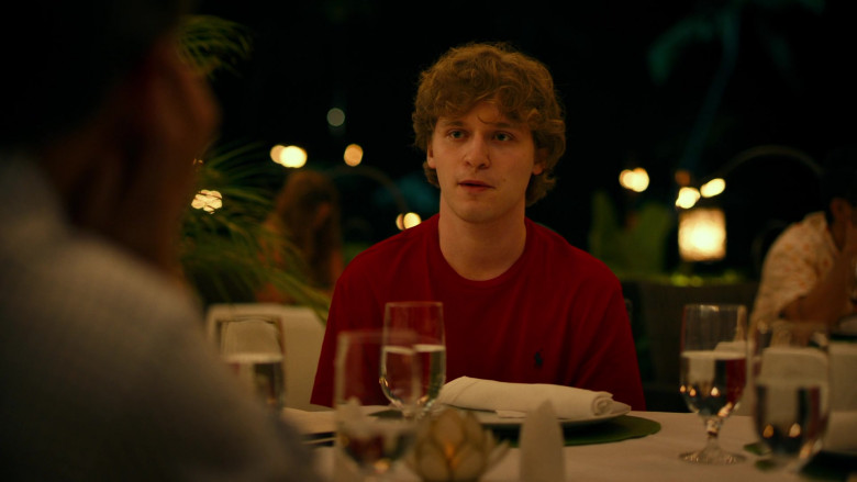 Ralph Lauren Red T-Shirt of Fred Hechinger as Quinn Mossbacher in The White Lotus E05 The Lotus-Eaters (2021)