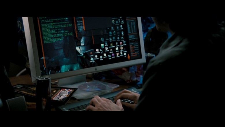 Red Bull Energy Drink and Apple Monitor in Live Free or Die Hard (2007)