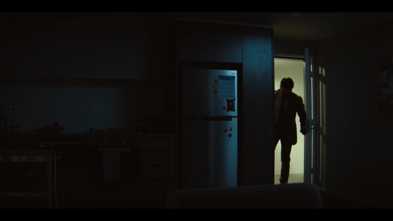 Samsung Refrigerator in Clickbait S01E02 The Detective (2021)