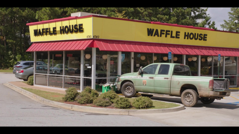 Waffle House Restaurants in Vacation Friends 2021 Movie (6)