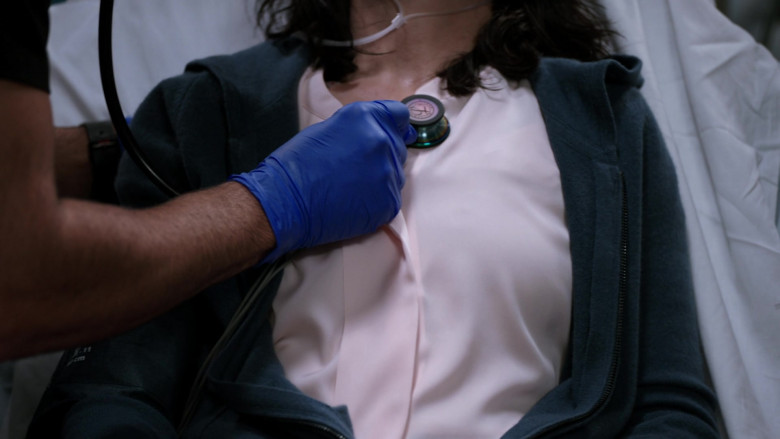 3M Littmann Stethoscopes in Chicago Med S07E01 You Can't Always Trust What You See (2)