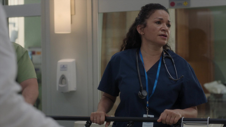 3M Littmann Stethoscopes in New Amsterdam S04E02 We’re in This Together (2)