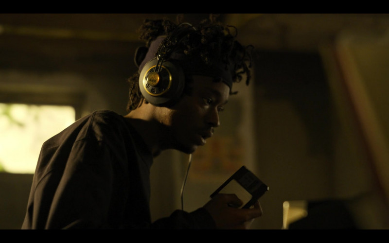 AKG Headphones of Ashton Sanders as Bobby Diggs in Wu-Tang An American Saga S02E02 Brooklyn Zoo (2021)