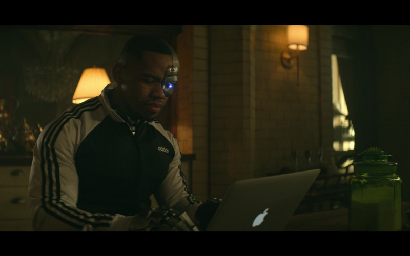 Adidas Track Jacket of Joivan Wade as Victor ‘Vic’ Stone – Cyborg and Apple MacBook Air Laptop in Doom Patrol S03E03 (1)