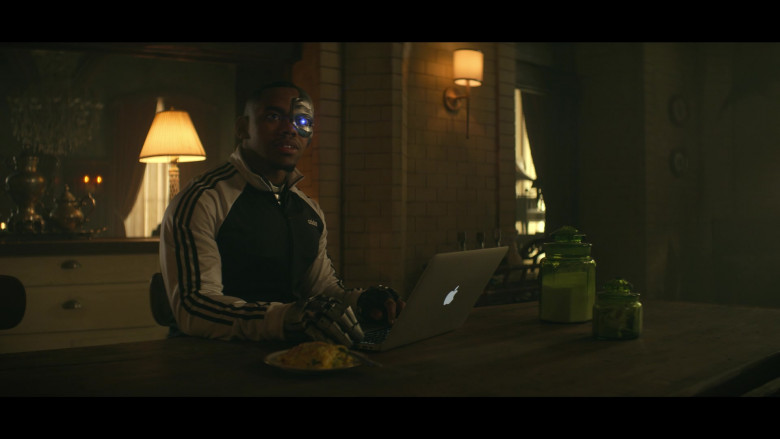 Adidas Track Jacket of Joivan Wade as Victor ‘Vic’ Stone – Cyborg and Apple MacBook Air Laptop in Doom Patrol S03E03 (2)
