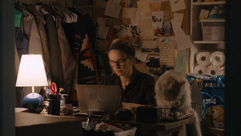 Apple MacBook Laptop Used by Julie Delpy in On the Verge S01E01 Almost Two Months Earlier (2021)