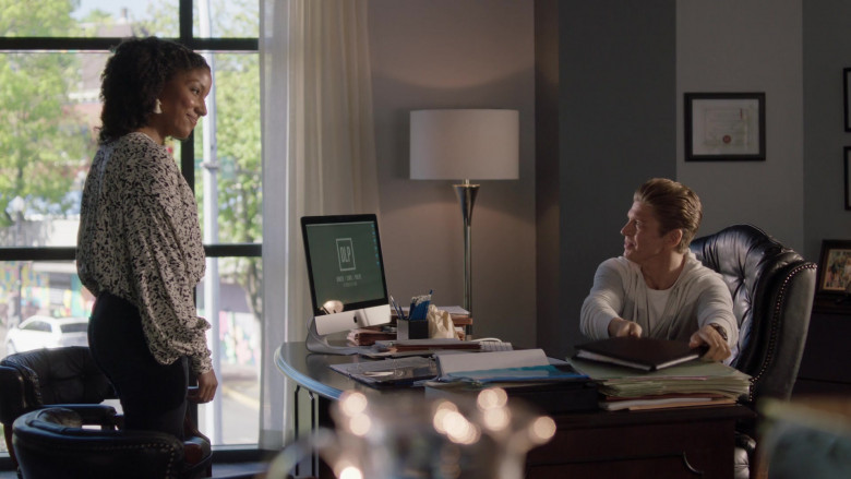 Apple iMac Computer of Andrew Francis as Connor O’Brien in Chesapeake Shores S05E04 Happy Trails (2021)
