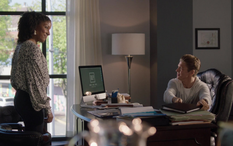 Apple iMac Computer of Andrew Francis as Connor O'Brien in Chesapeake Shores S05E04 Happy Trails (2021)