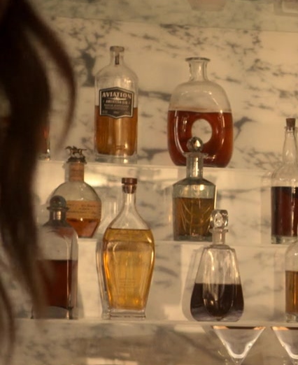 Aviation American Gin and Blanton’s Single Barrel Bourbon Whiskey Bottles in Lucifer S06E02 Buckets of Baggage (2021)