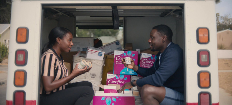 Carefree Acti-Fresh Panty Liners Held by Kirby Howell-Baptiste as JoJo Johnson in Queenpins (3)