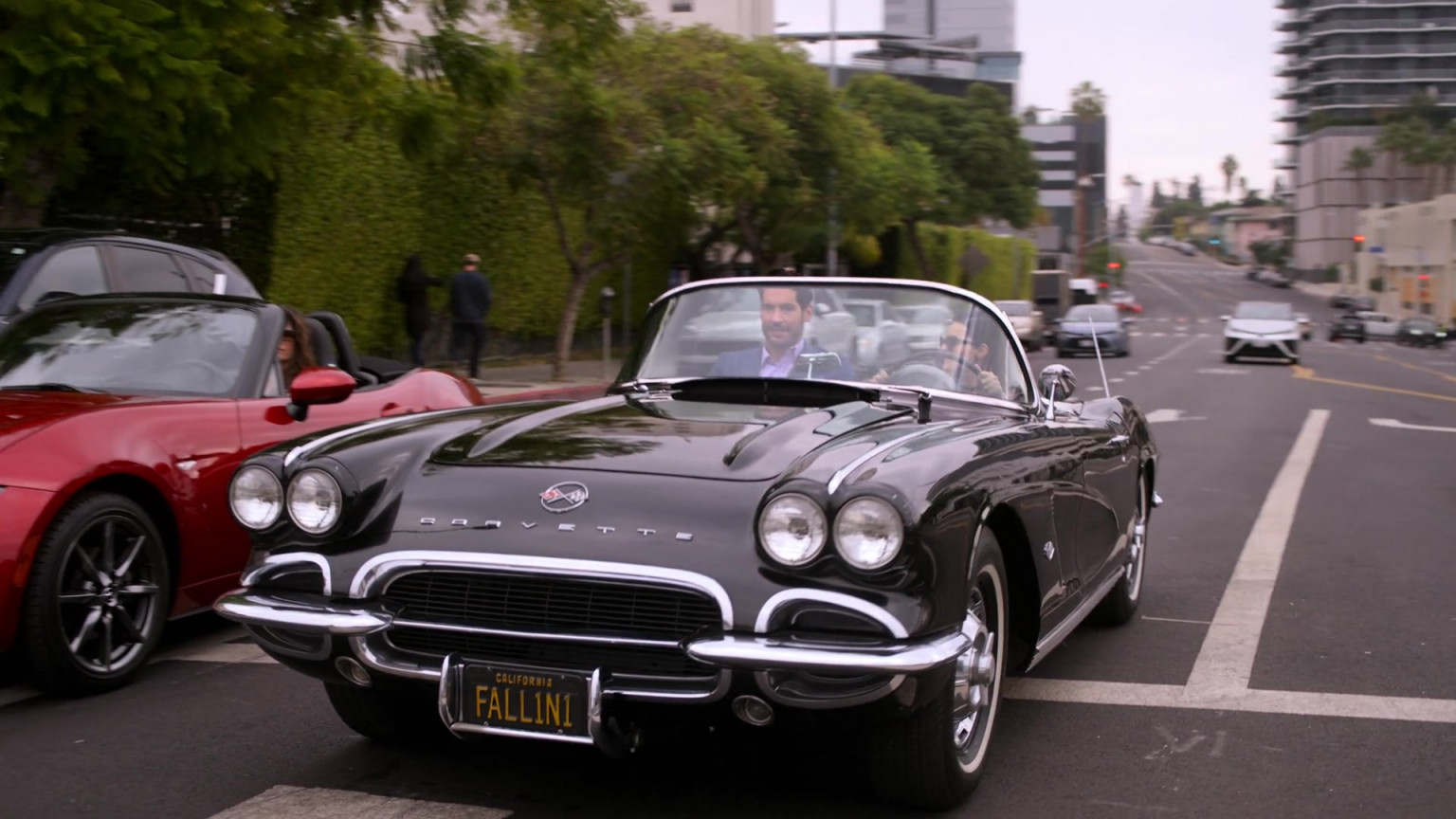 Chevrolet C1 Corvette Black Convertible Car In Lucifer S06E06 