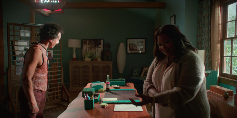 Coca-Cola Soda Enjoyed by Octavia Spencer as Poppy Parnell in Truth Be Told S02E05 If I Didn't Laugh, You'd Cry (2)