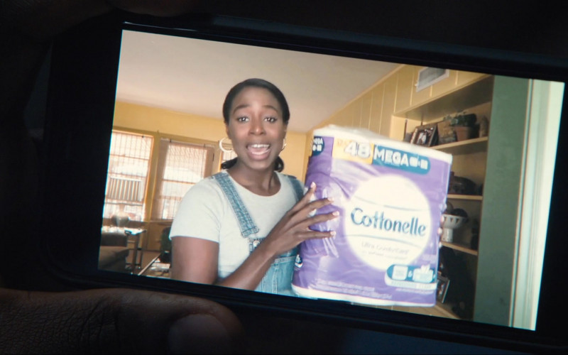 Cottonelle Ultra ComfortCare Soft Toilet Paper Held by Kirby Howell-Baptiste as JoJo Johnson in Queenpins (2021)