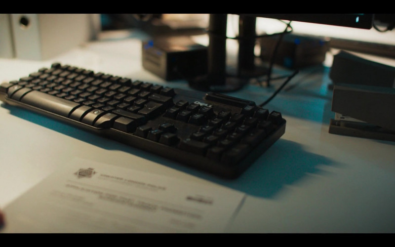 Dell PC Keyboard in Code 404 S02E01 (2021)