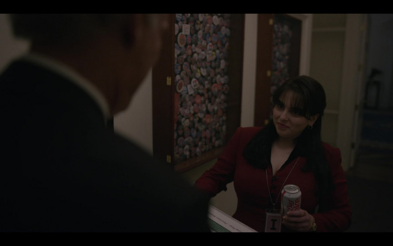 Diet Coke Can Held by Beanie Feldstein as Monica Lewinsky in American Crime Story S03E02 The President Kissed Me (1)