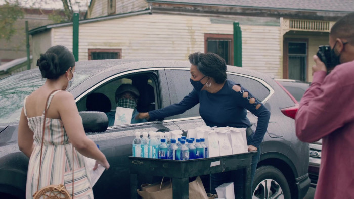 Fiji Water And LEVEL Ultra-Purified Water+ In Queen Sugar S06E01 "If - Queen Sugar If You Could Enter Their Dreaming