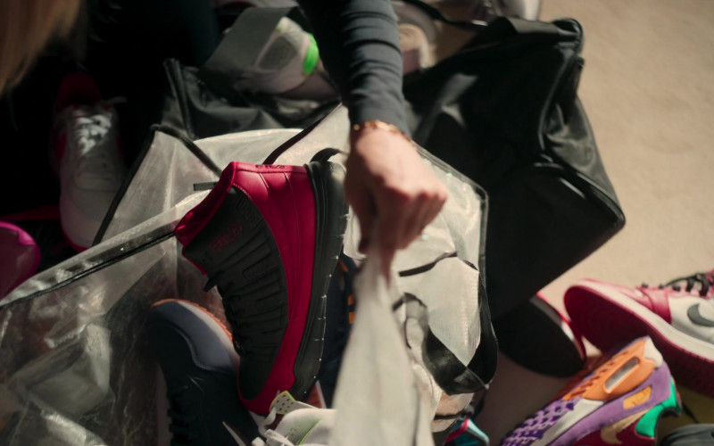 Fila and Nike Sneakers in Truth Be Told S02E03 If Wishes Were Horses (2021)