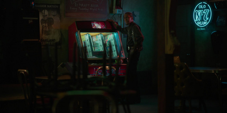 Jack Daniel's Old No. 7 Tennessee Whiskey Neon Sign in Truth Be Told S02E04 In Another Life (2)